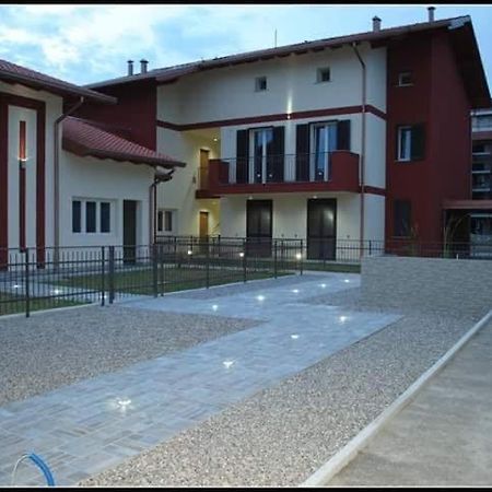 B&B Nearby Malpensa Samarate Esterno foto